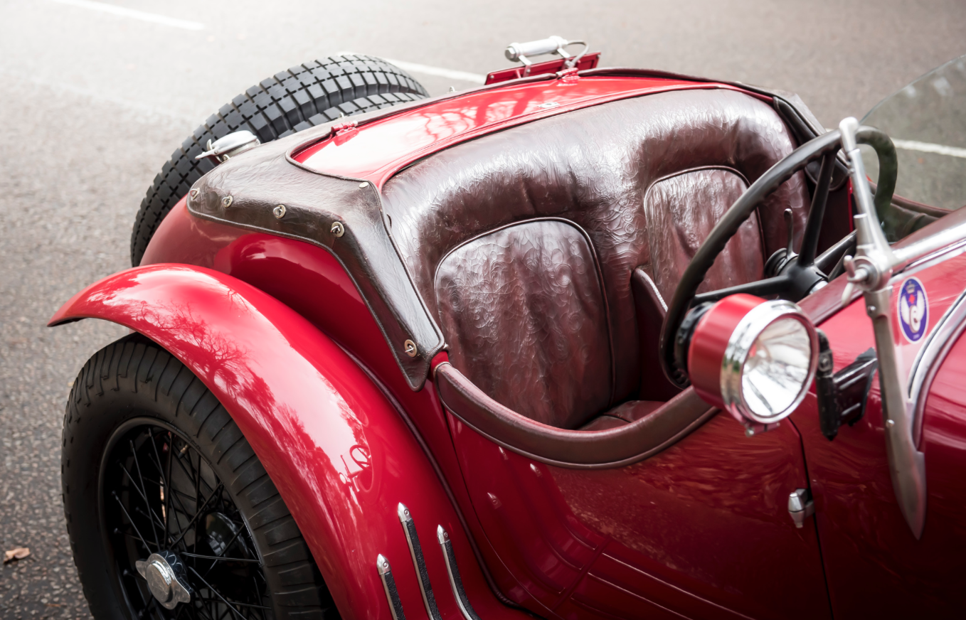 Consignatie Oldtimer Of Youngtimeralfa Romeo 8c 2300