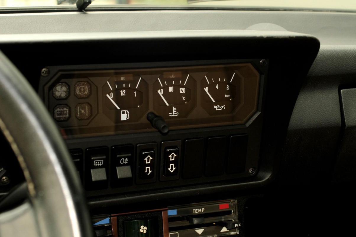 Consignatie Oldtimer Of Youngtimeralfa Romeo Gtv6