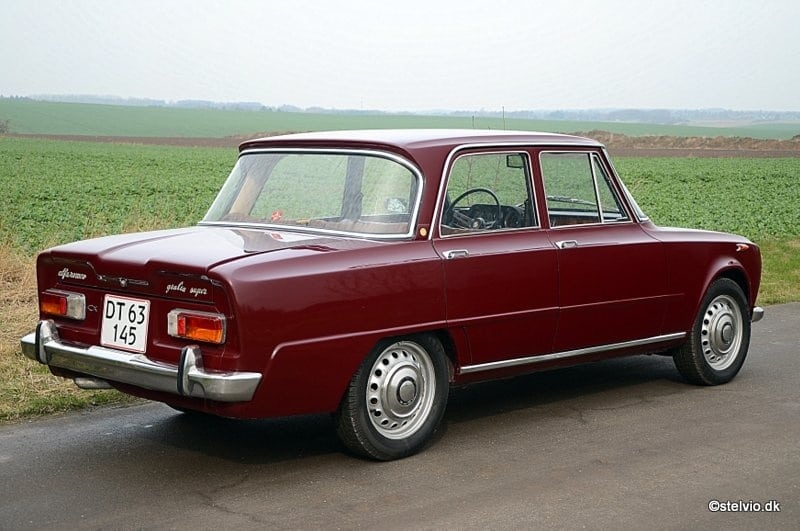Consignatie Oldtimer Of Youngtimeralfa Romeo Giulia 1600