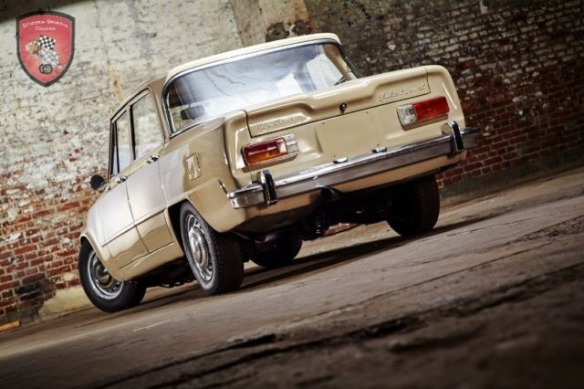 Consignatie Oldtimer Of Youngtimeralfa Romeo Giulia Super