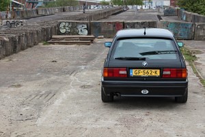 BMW E30 325i Touring Mtech2 37