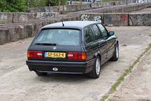 BMW E30 325i Touring Mtech2 38