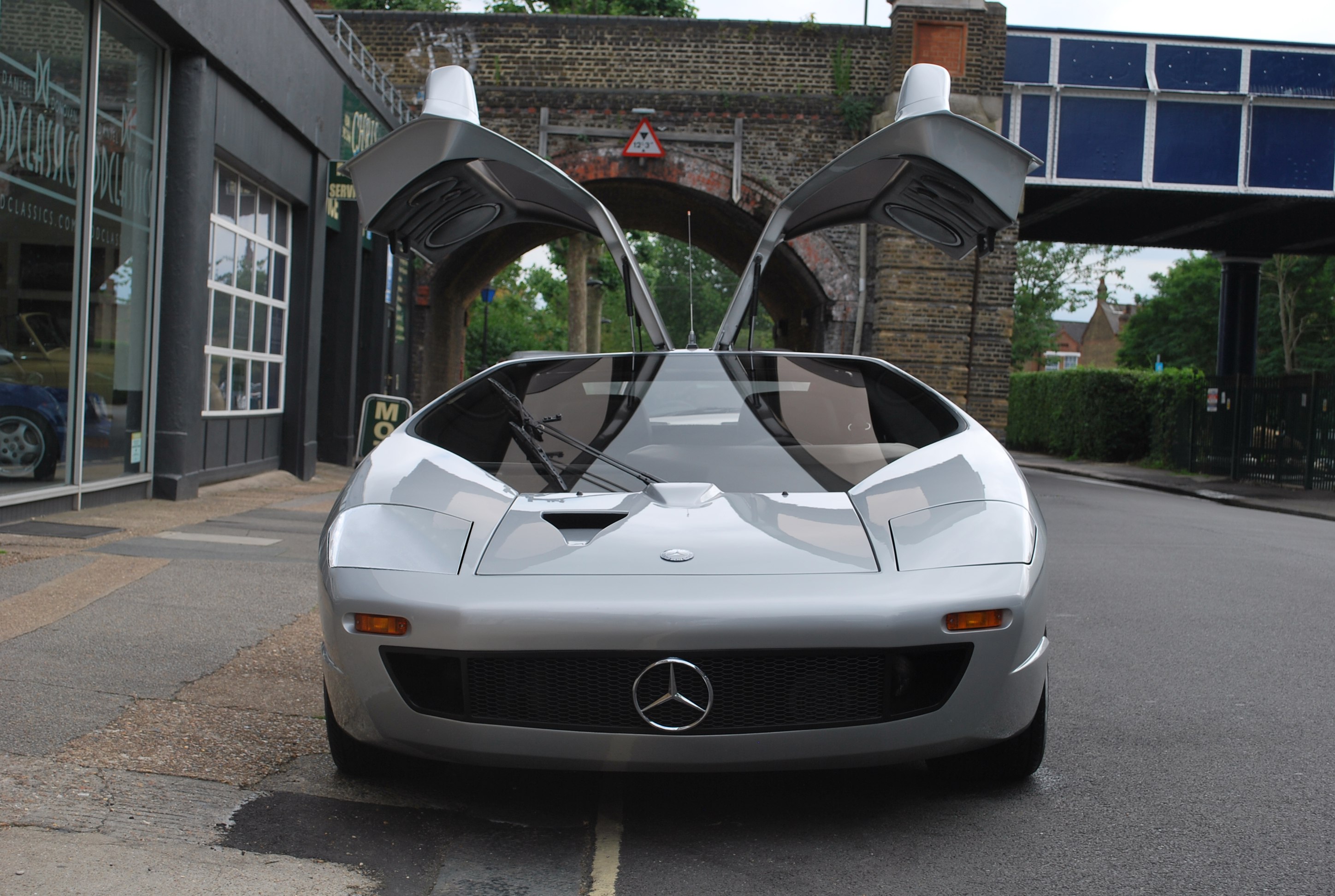 Isdera Imperator 08 thecoolcars.nl