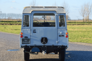 Land Rover Series 2A 08