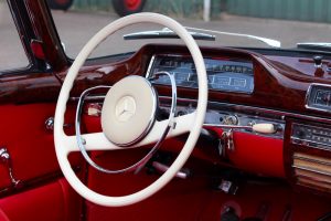 Mercedes 220 SE Cabriolet Ponton 17