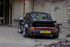 Porsche 911 3.3 Turbo 03