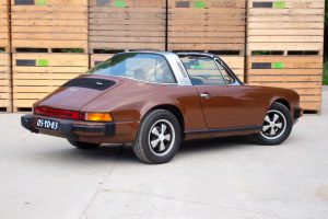 Porsche 911S 2.7 Targa 11