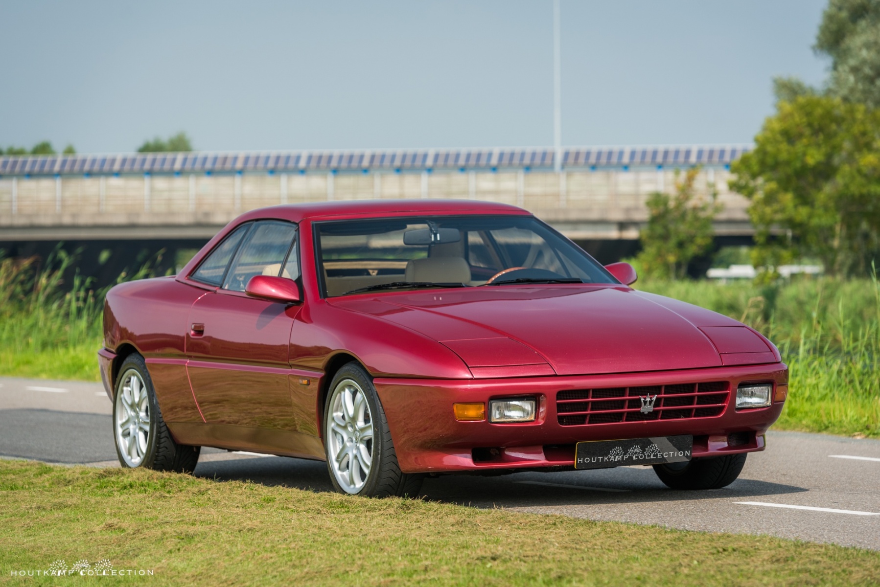 ALEZAN MODELS . KIT 1/43 . MASERATI SPIDER V8 . OPAC . 1 ère VERSION 1993